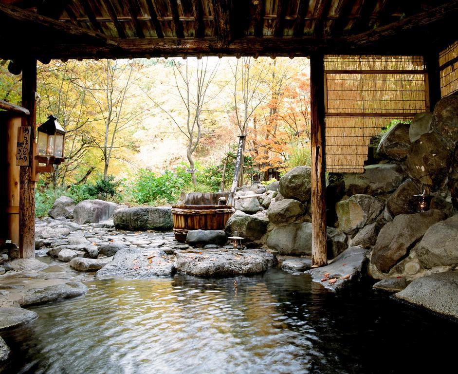 Lamp No Yado Aoni Onsen Hotel Hirakawa ภายนอก รูปภาพ