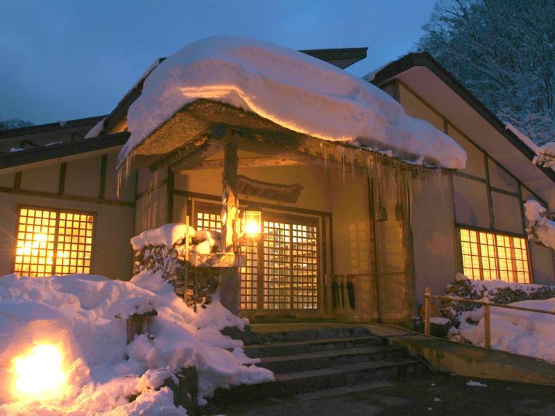 Lamp No Yado Aoni Onsen Hotel Hirakawa ภายนอก รูปภาพ